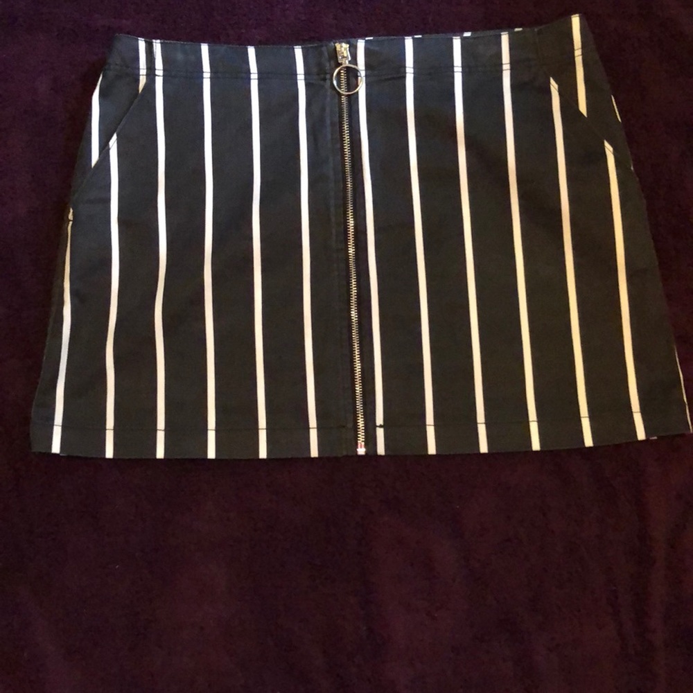 Volcom black and white striped miniskirt. Denim